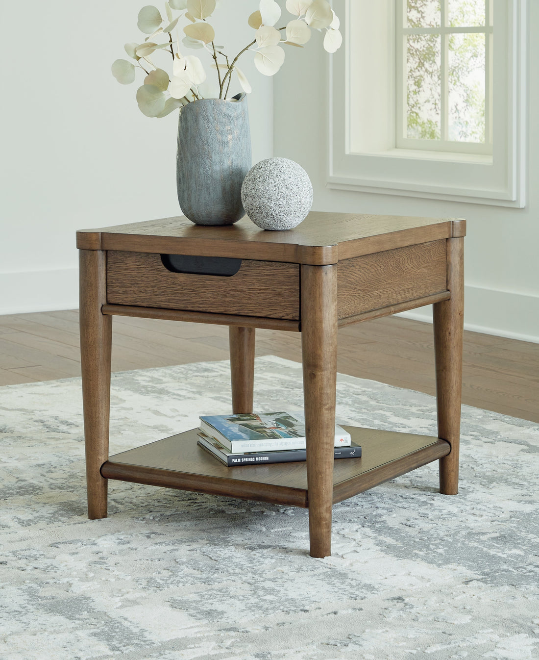 Roanhowe Brown End Table - T769-3 - Bien Home Furniture &amp; Electronics