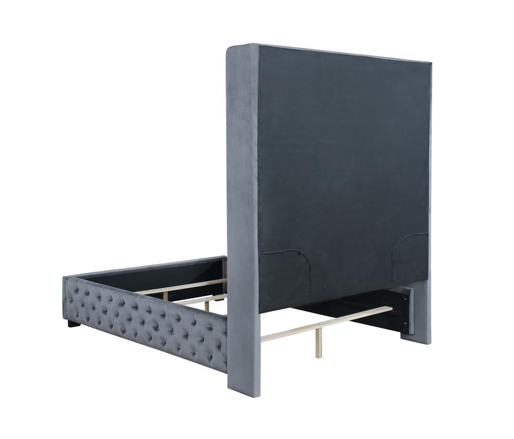 Rocori Eastern King Wingback Tufted Bed Gray - 306075KE - Bien Home Furniture &amp; Electronics