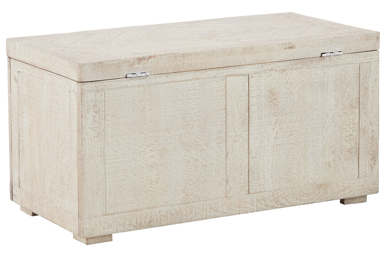 Ryker Distressed White Storage Trunk - A4000306 - Bien Home Furniture &amp; Electronics