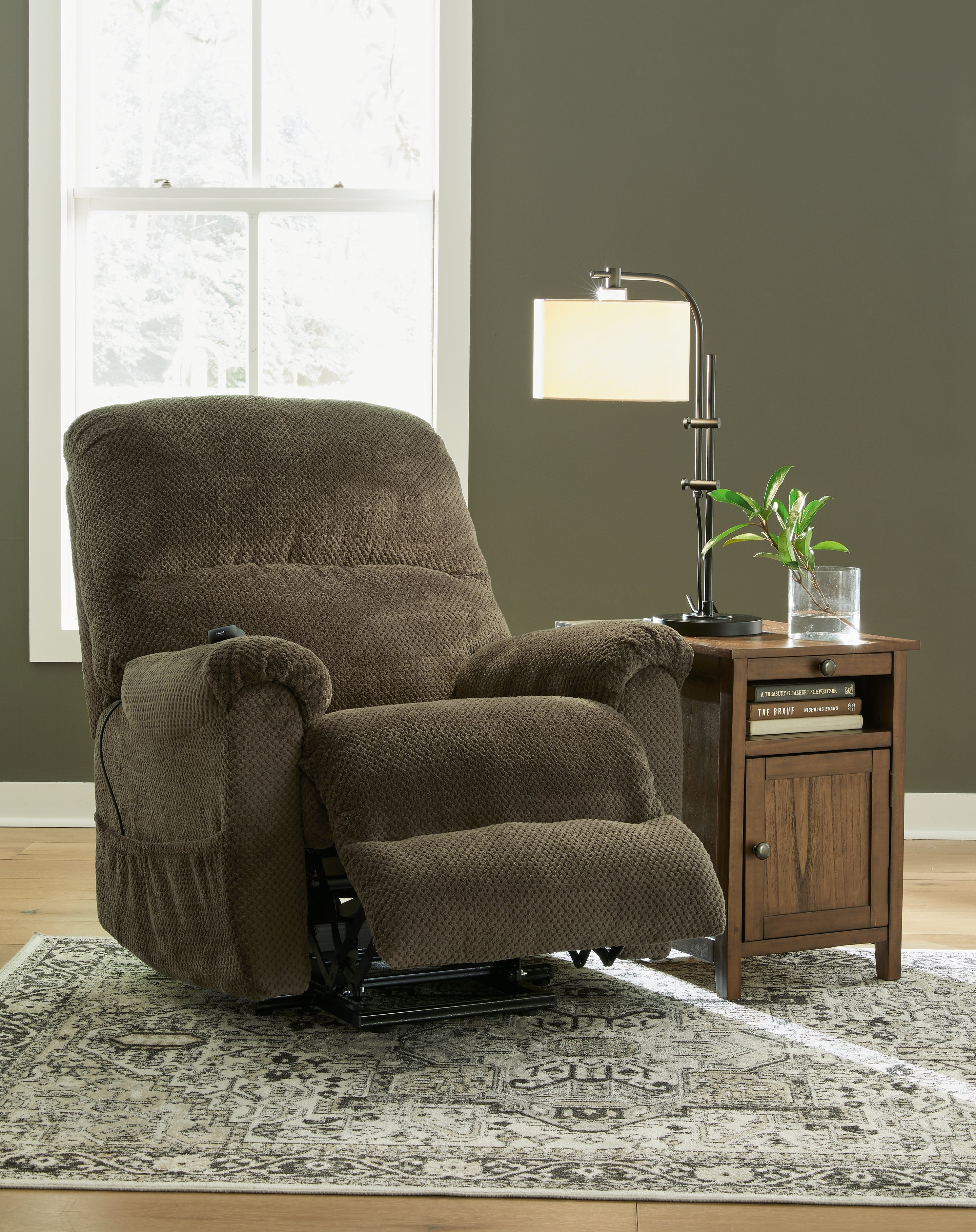 Shadowboxer Chocolate Power Lift Recliner - 4710212 - Bien Home Furniture &amp; Electronics