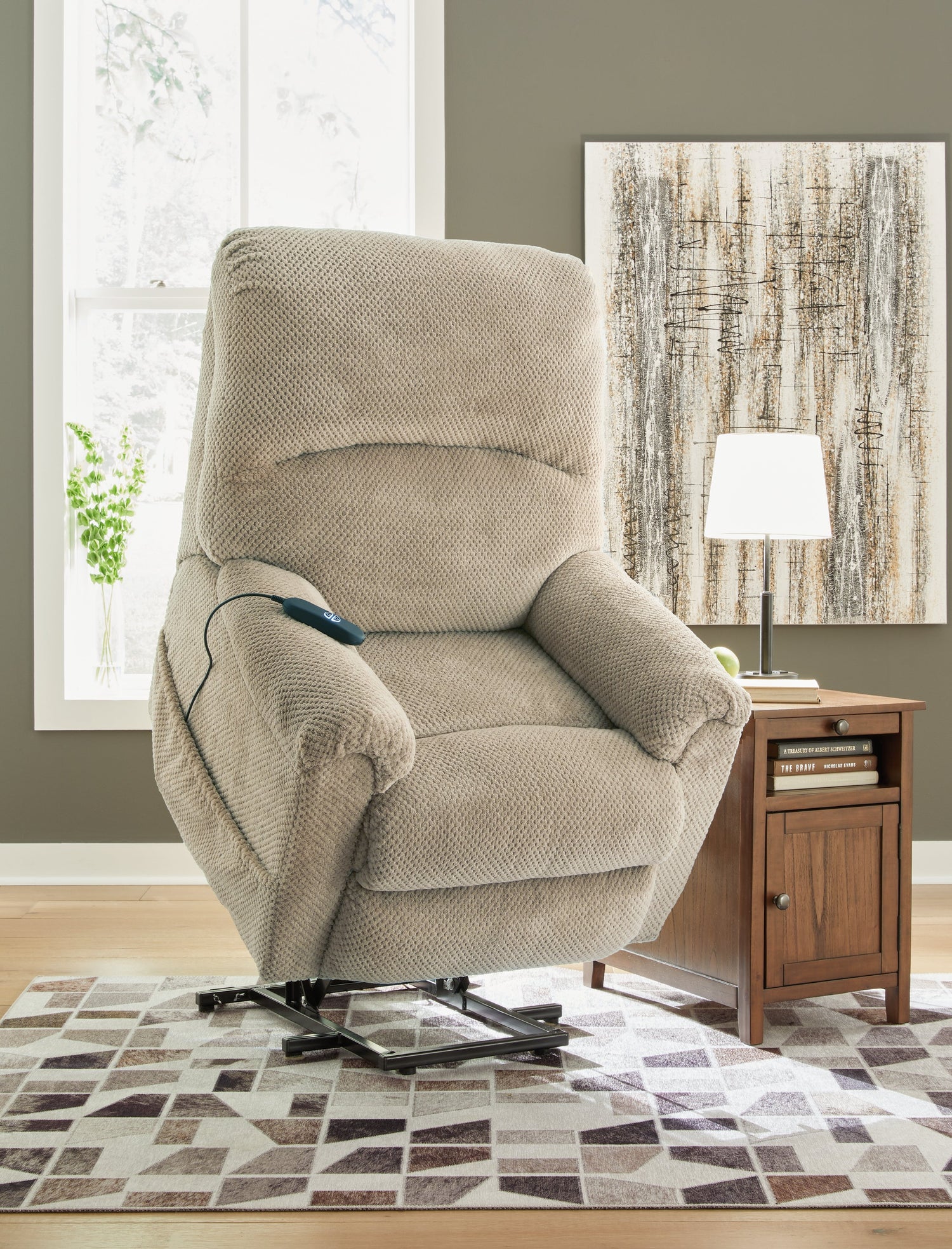 Shadowboxer Toast Power Lift Recliner - 4710312 - Bien Home Furniture &amp; Electronics