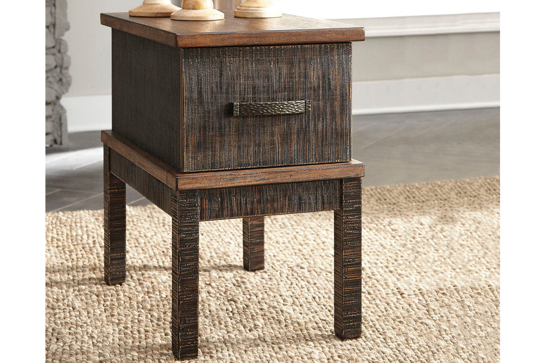 Stanah Two-tone Chairside End Table with USB Ports &amp; Outlets - T892-7 - Bien Home Furniture &amp; Electronics