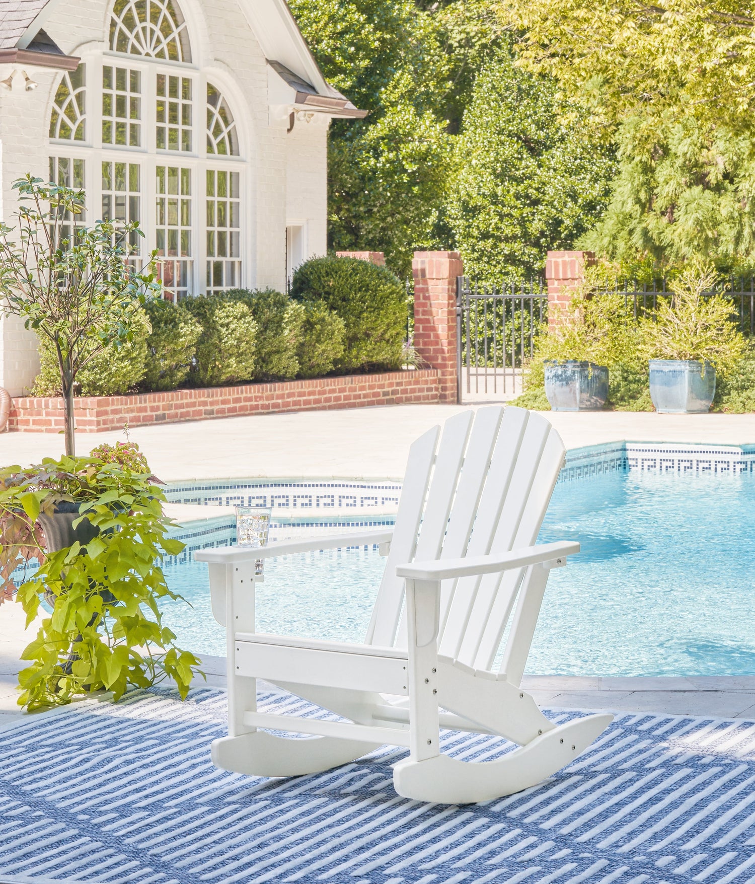 Sundown Treasure White Outdoor Rocking Chair - P011-827 - Bien Home Furniture &amp; Electronics