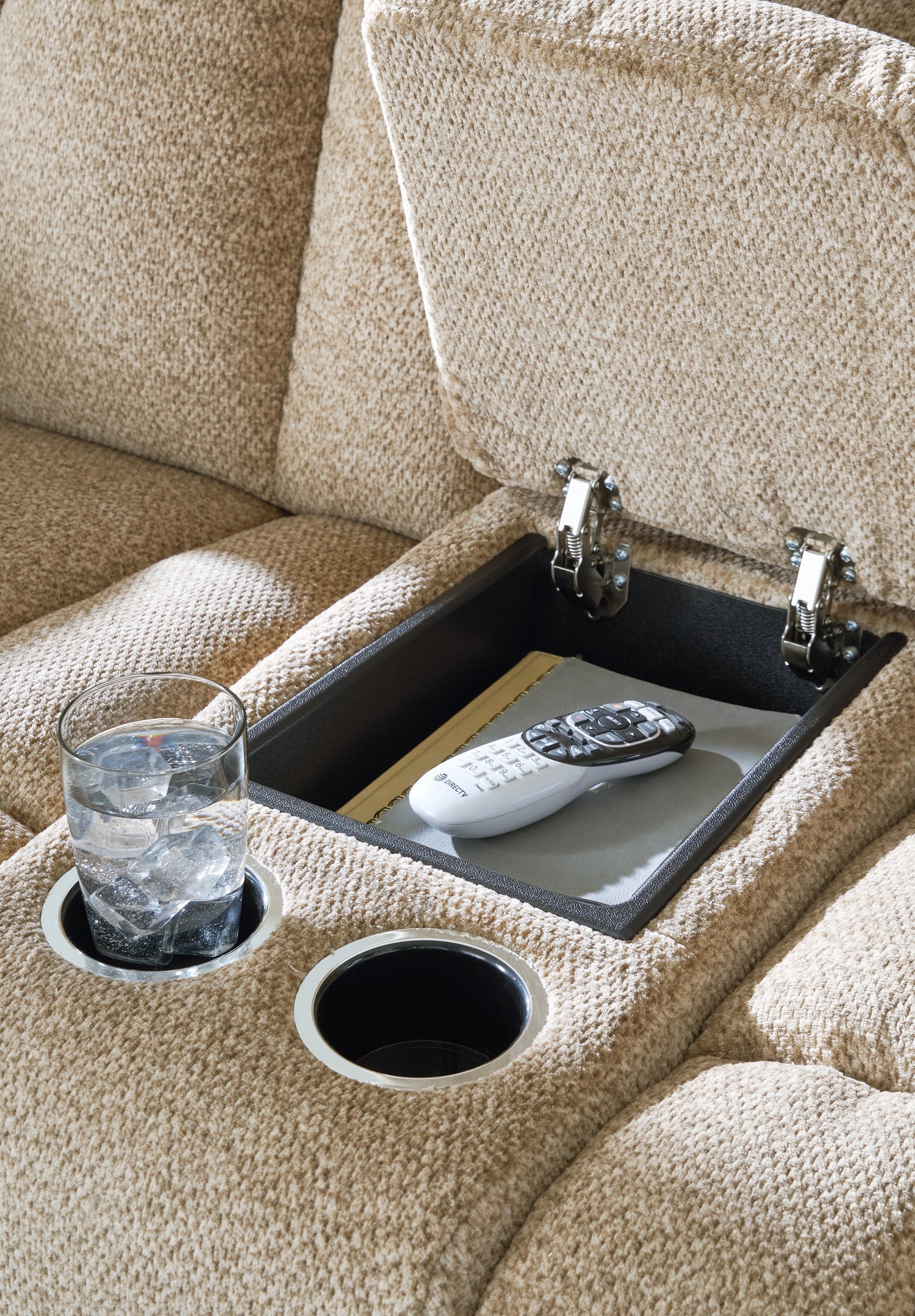 Tip-Off Wheat Power Reclining Loveseat - 6930518 - Bien Home Furniture &amp; Electronics