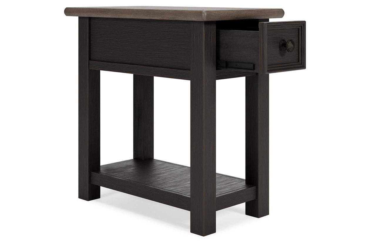Tyler Creek Two-tone Chairside End Table - T736-107 - Bien Home Furniture &amp; Electronics
