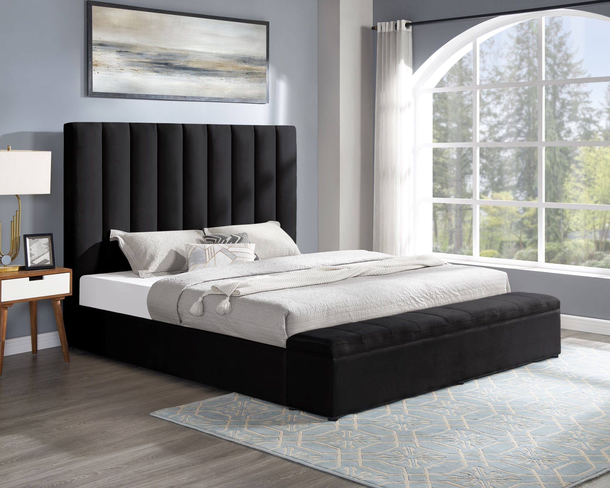 Valencia - Black Platform Queen, King *King - Valencia Black King - Bien Home Furniture &amp; Electronics