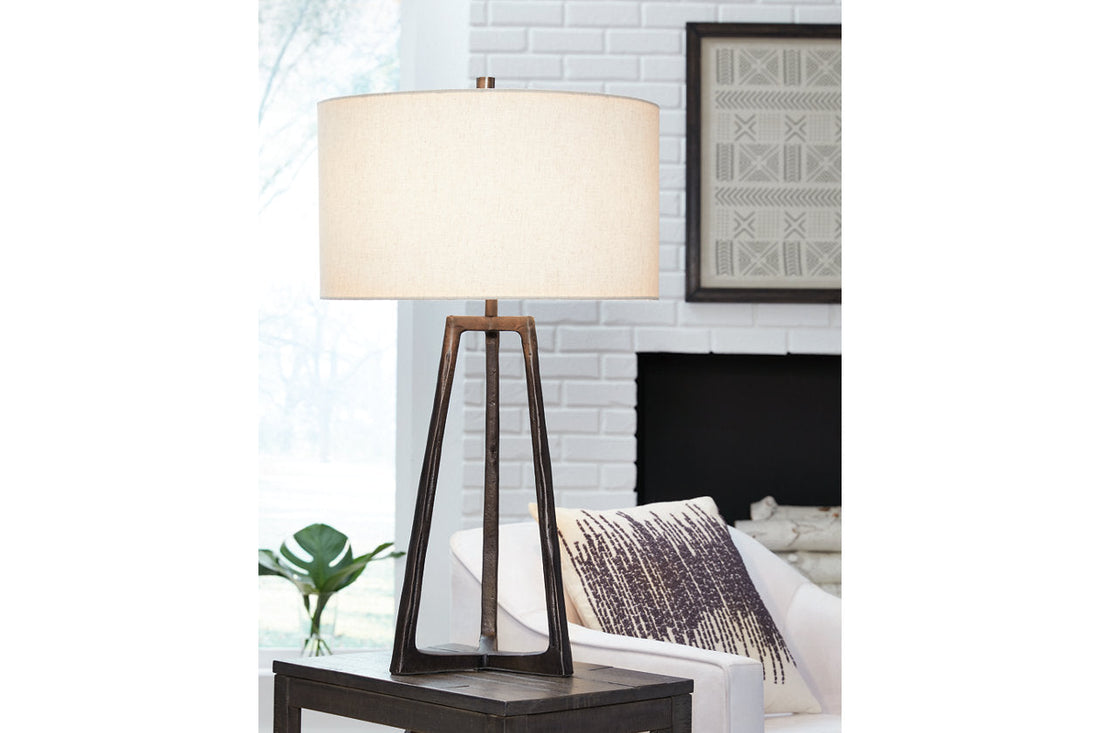 Wynlett Antique Black Table Lamp - L208344 - Bien Home Furniture &amp; Electronics